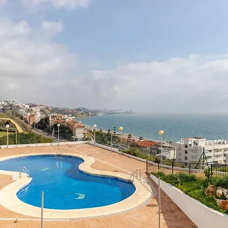 Panoramic Heights Penthouse Apartamento